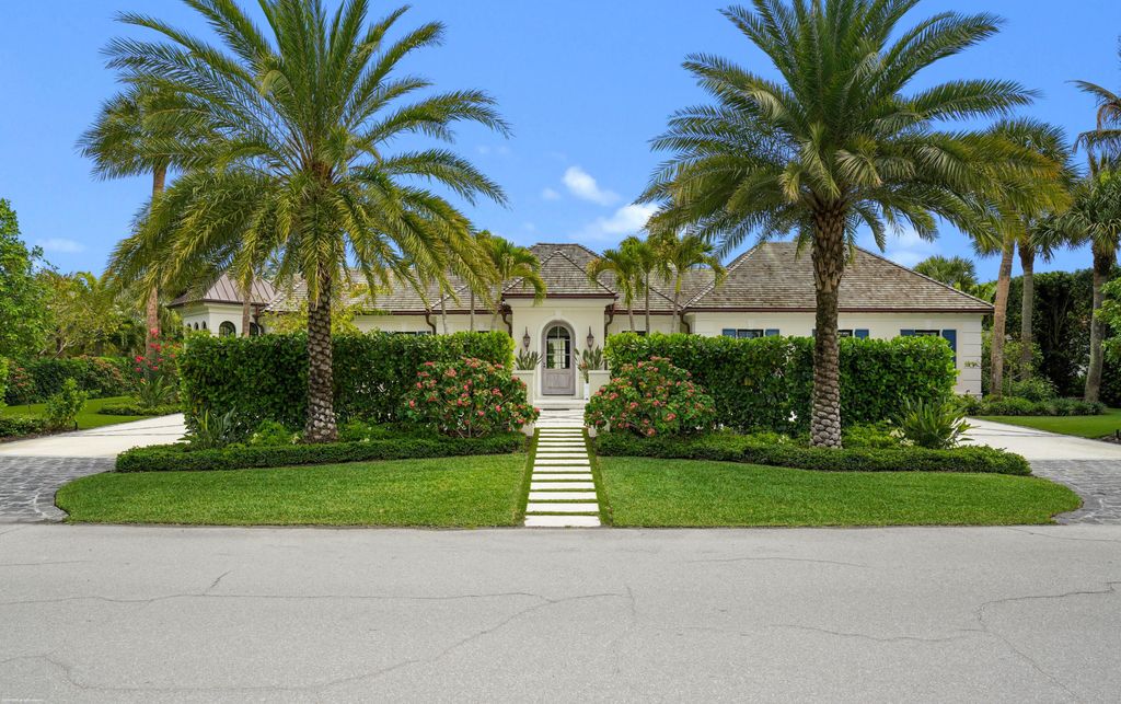 Photo of 55 Links Road, Jupiter Island, FL 33455 (MLS # B26018741)