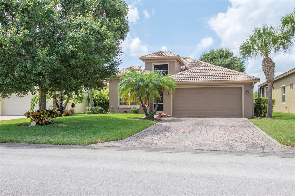 Photo of 374 NW Stratford Lane, Port Saint Lucie, FL 34983 (MLS # R10743763)