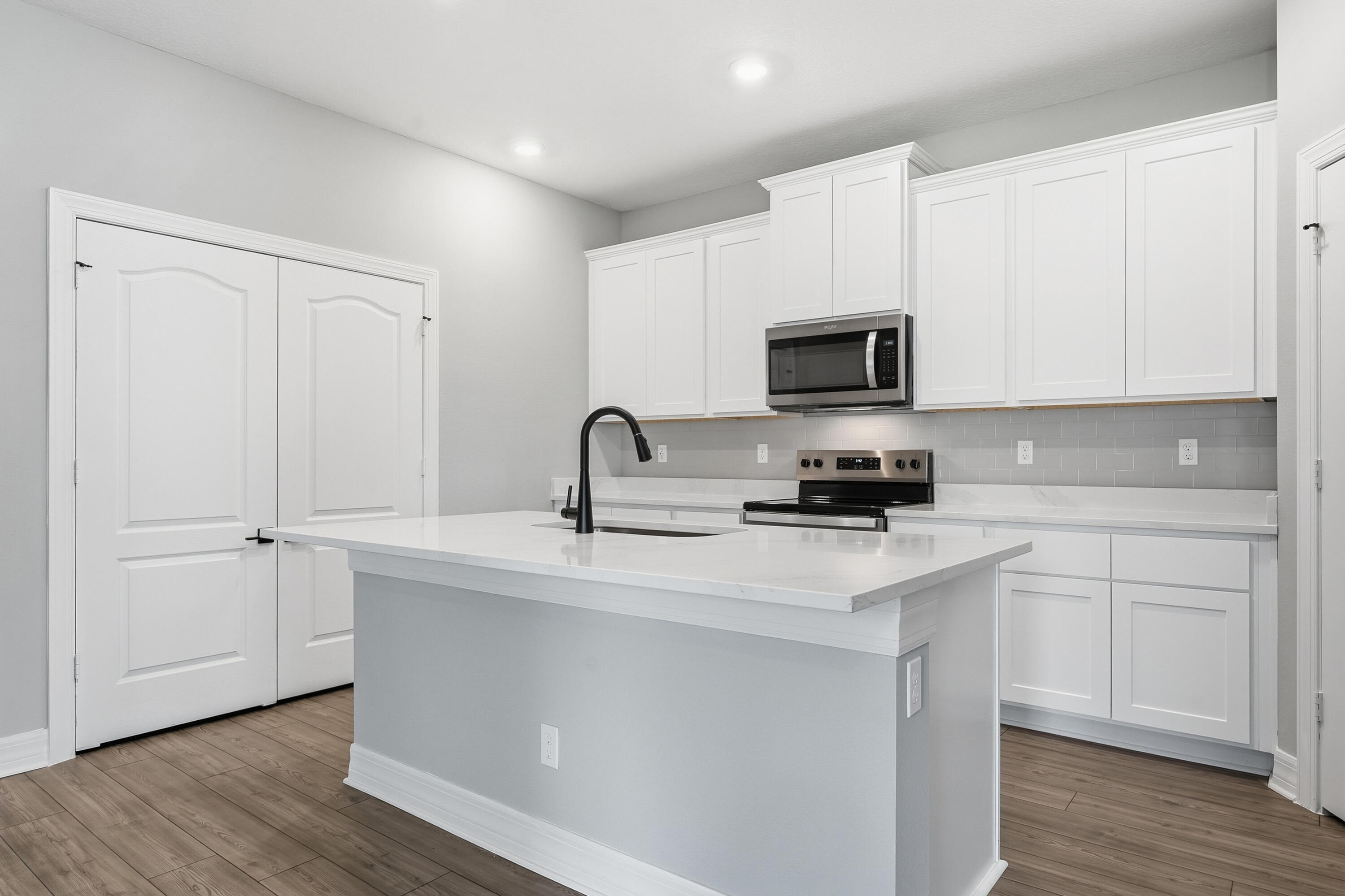 CELEBRATION POINTE - Residential
