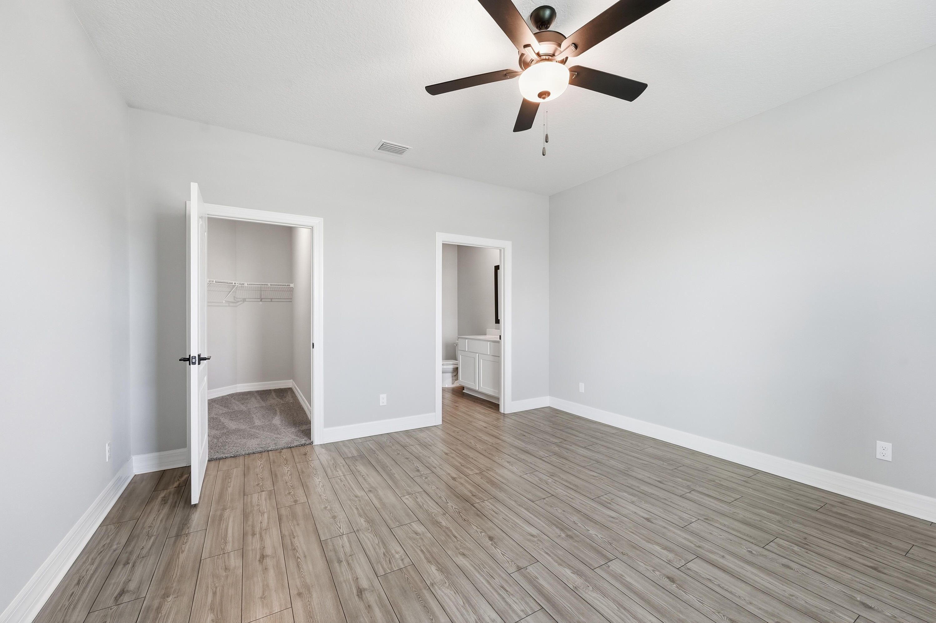 CELEBRATION POINTE - Residential