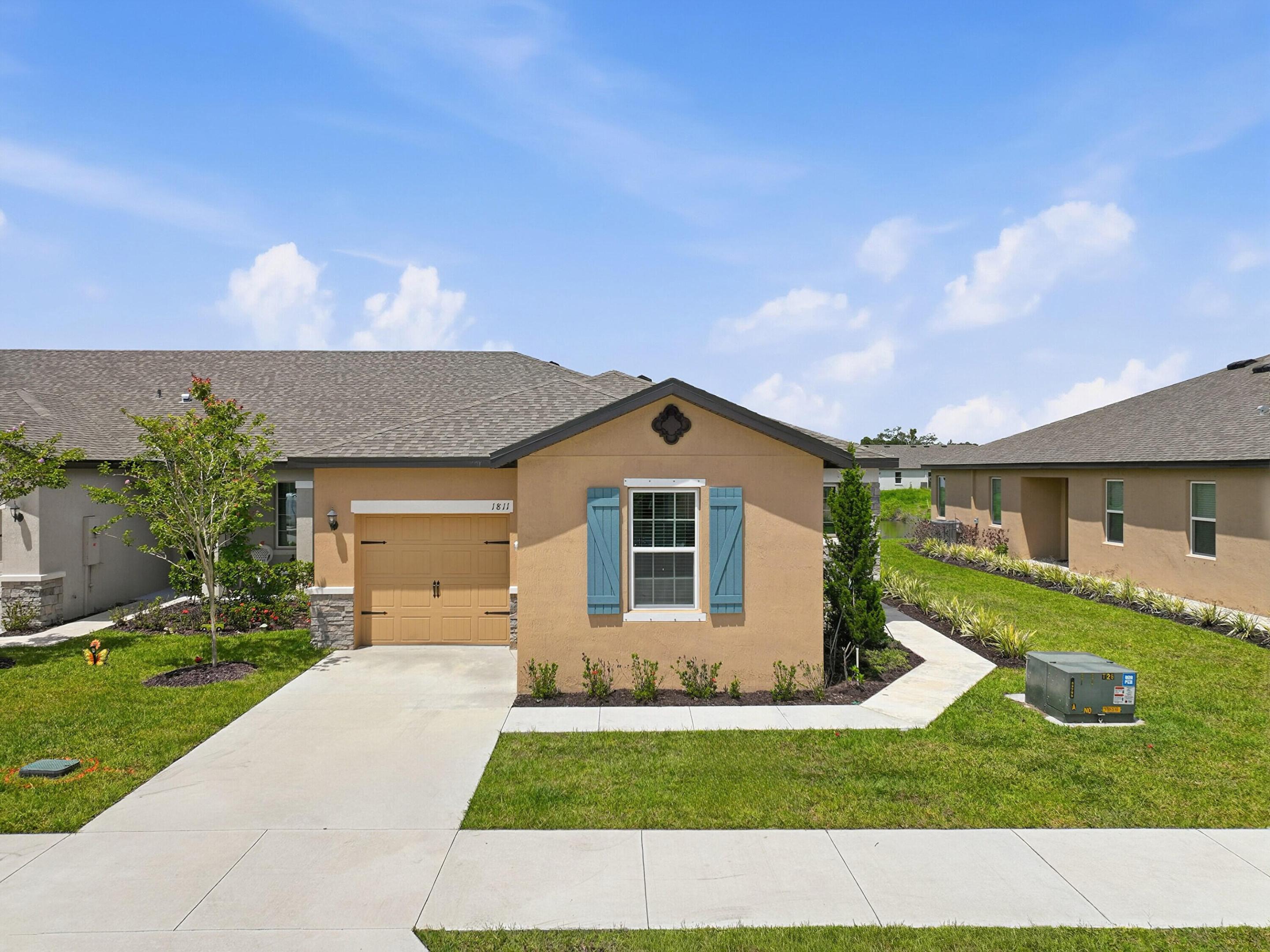 CELEBRATION POINTE - Residential