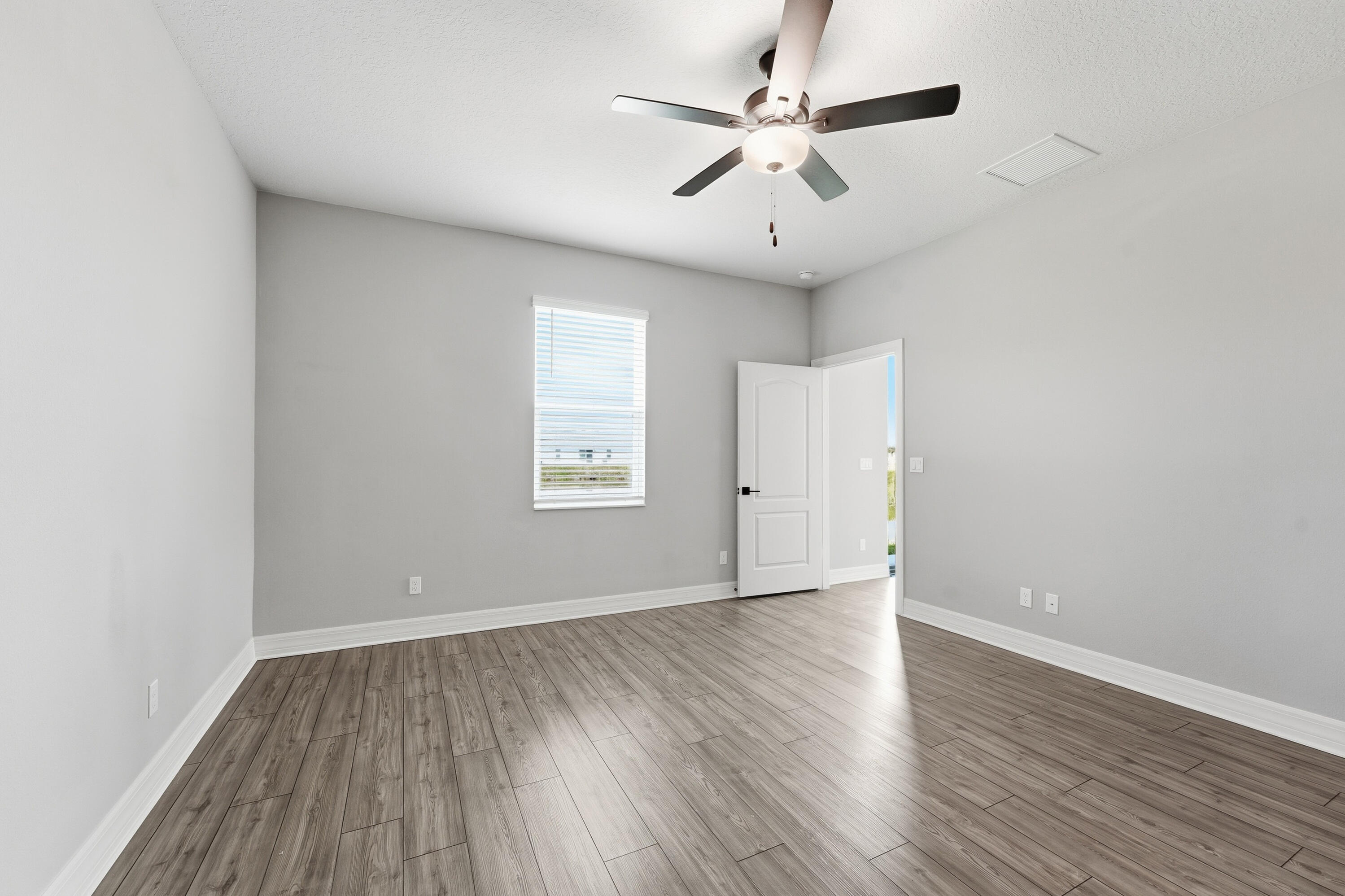 CELEBRATION POINTE - Residential