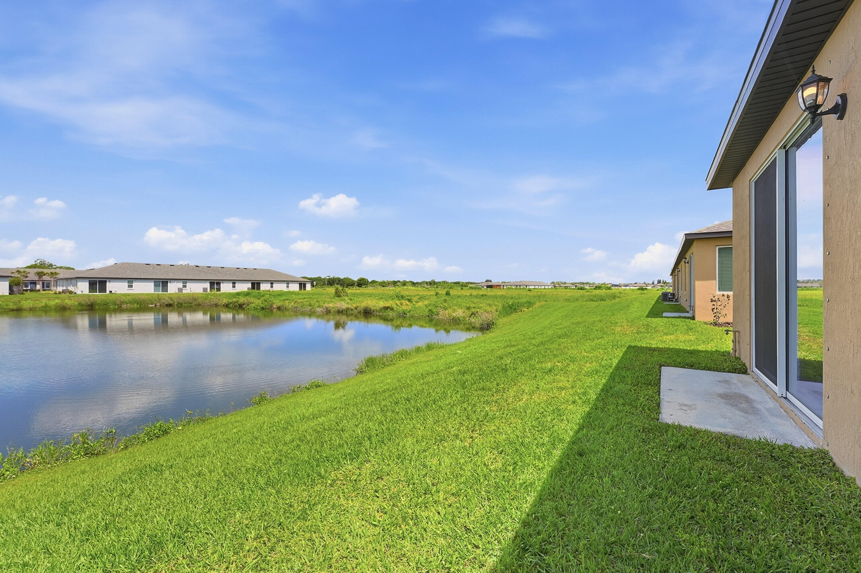 CELEBRATION POINTE - Residential