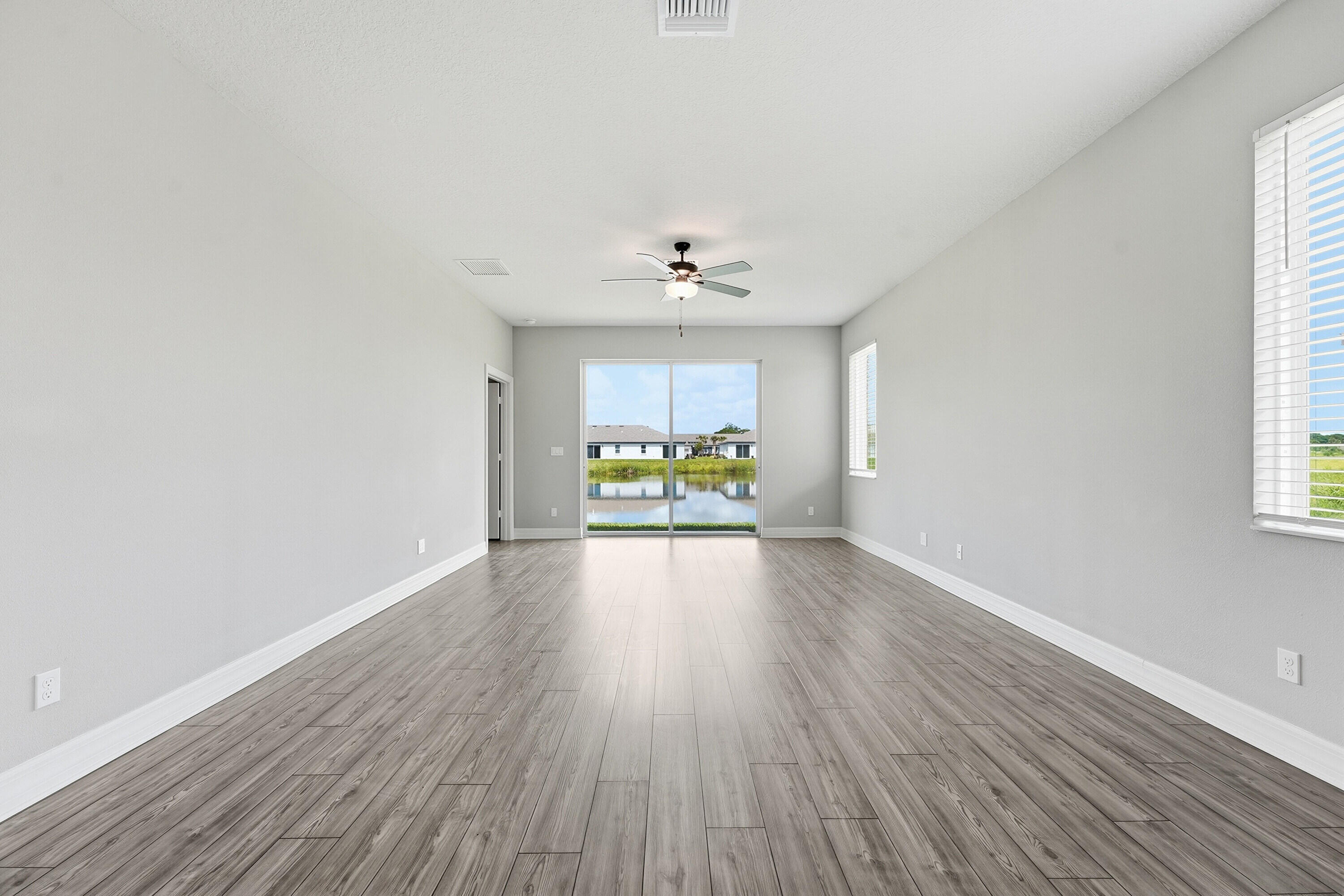 CELEBRATION POINTE - Residential