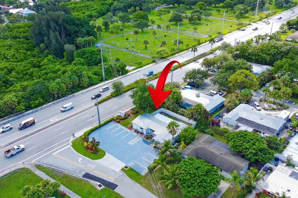 Photo of 1200 S KANNER Highway, Stuart, FL 34994 (MLS # B26072343)