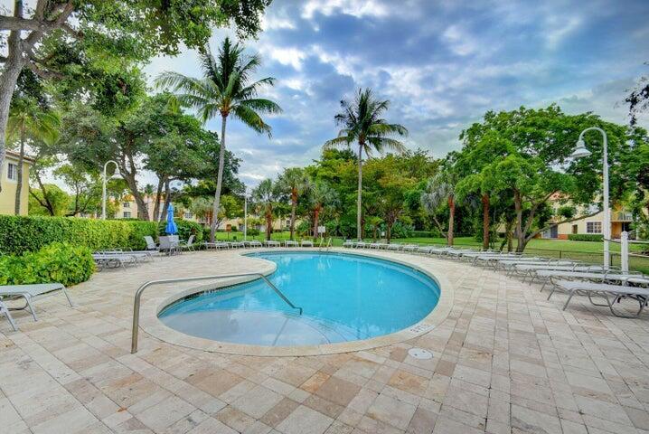 YACHT CLUB ON THE INTRACO - Residential Lease