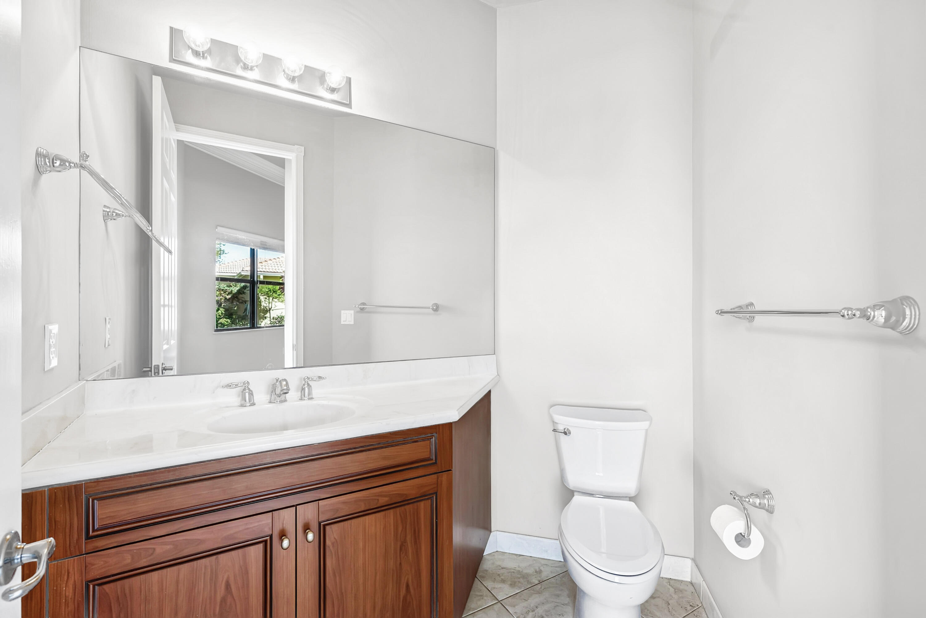 TIVOLI LAKES - Residential