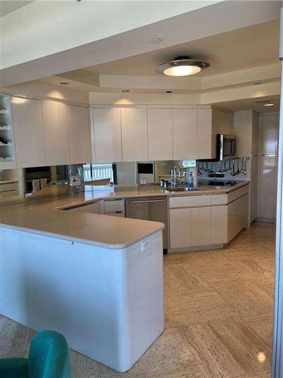 Williams Island - Residential