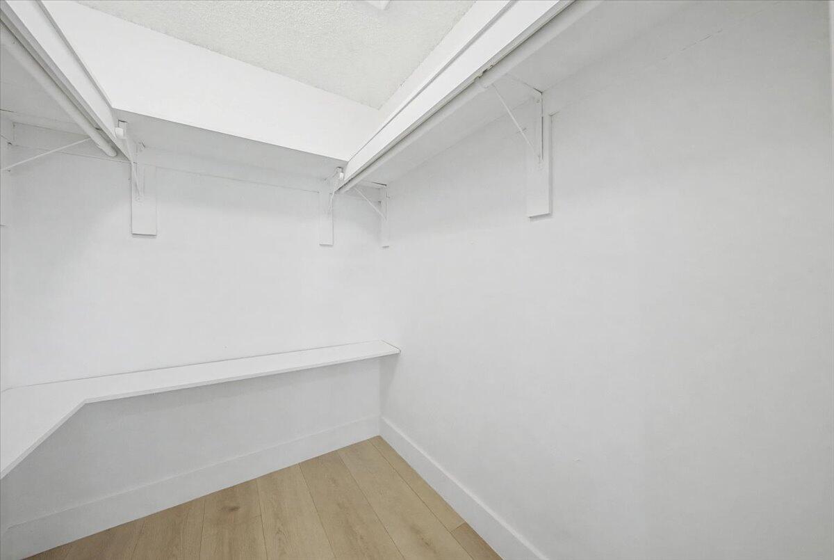 CITY OF LAUDERHILL - Residential