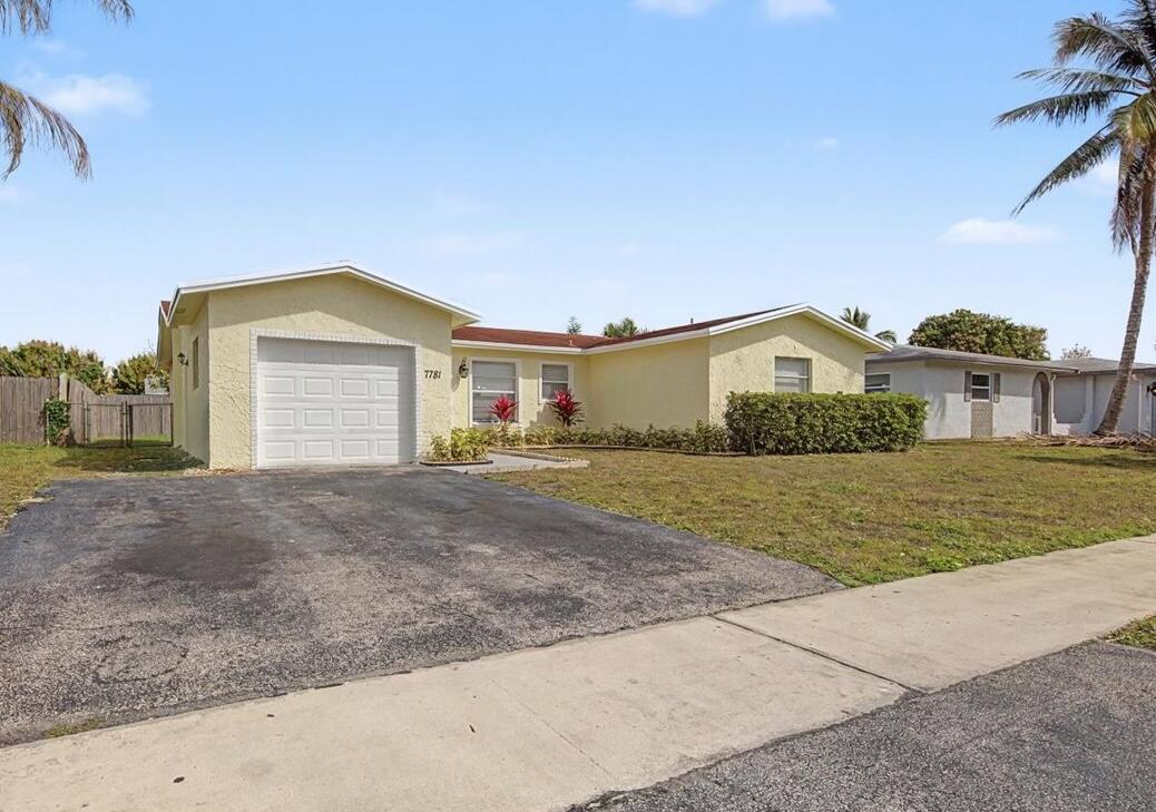 CITY OF LAUDERHILL - Residential