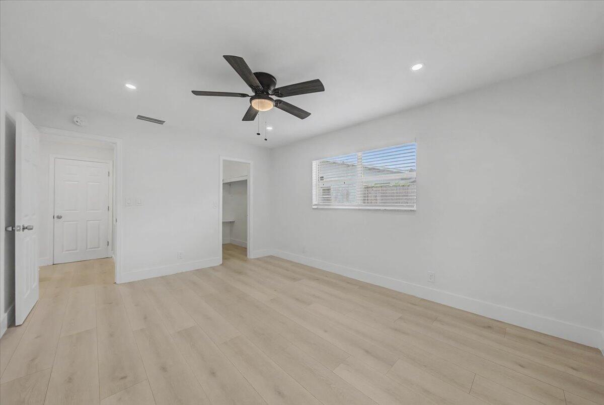 CITY OF LAUDERHILL - Residential