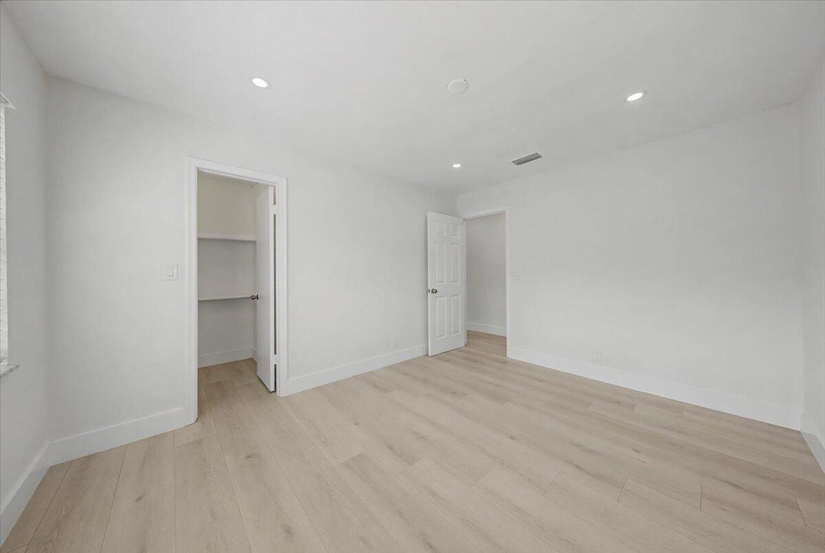 CITY OF LAUDERHILL - Residential