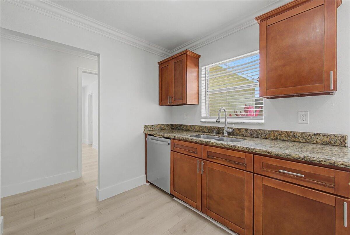 CITY OF LAUDERHILL - Residential