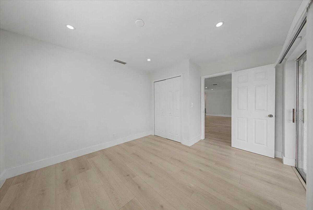 CITY OF LAUDERHILL - Residential