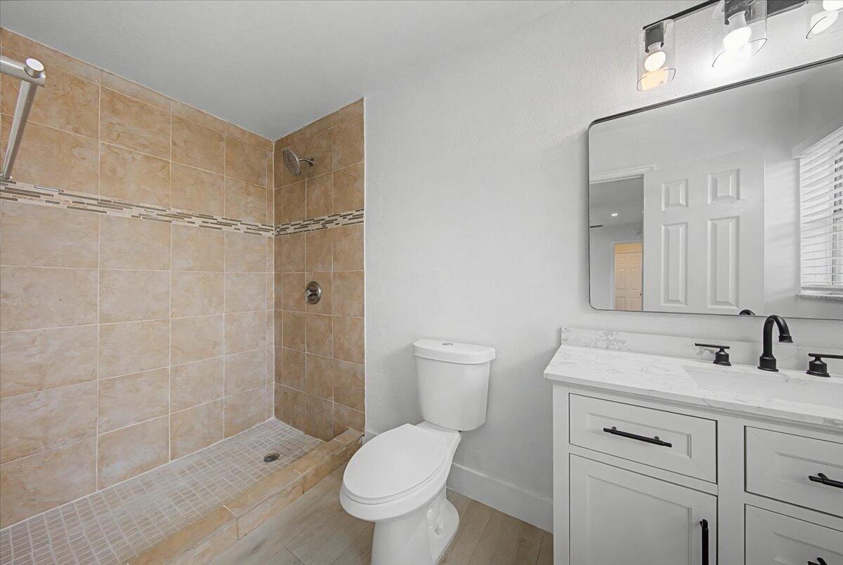 CITY OF LAUDERHILL - Residential