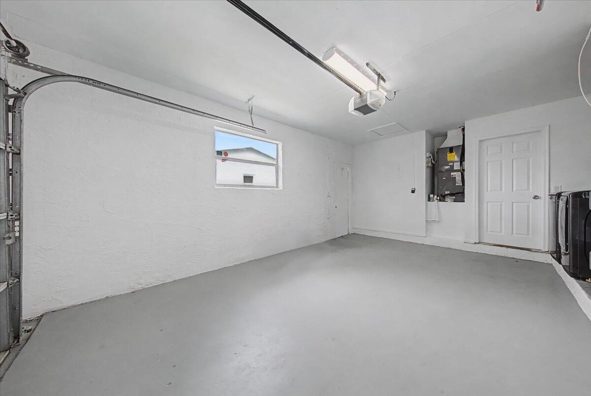 CITY OF LAUDERHILL - Residential