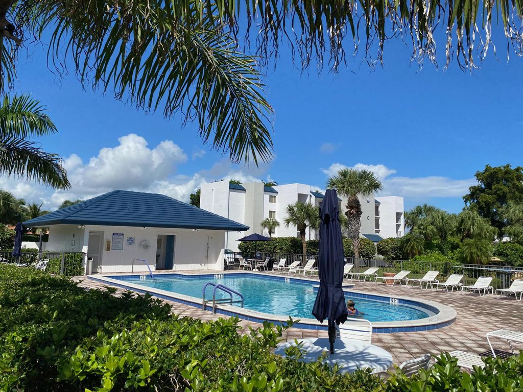 Photo of 1605 S Us Highway 1 #C401, Jupiter, FL 33477 (MLS # R11164548)