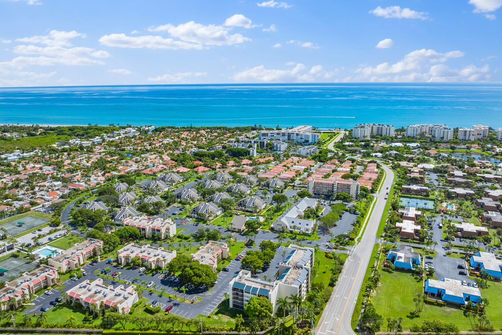 Photo of 1605 S Us Highway 1 #C401, Jupiter, FL 33477 (MLS # R11164548)