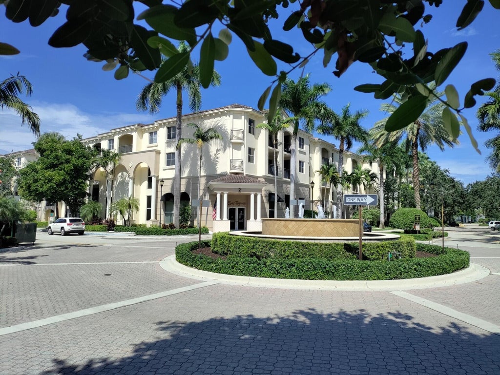 Photo of 4403 RENAISSANCE Way, Boynton Beach, FL 33426 (MLS # B26076134)