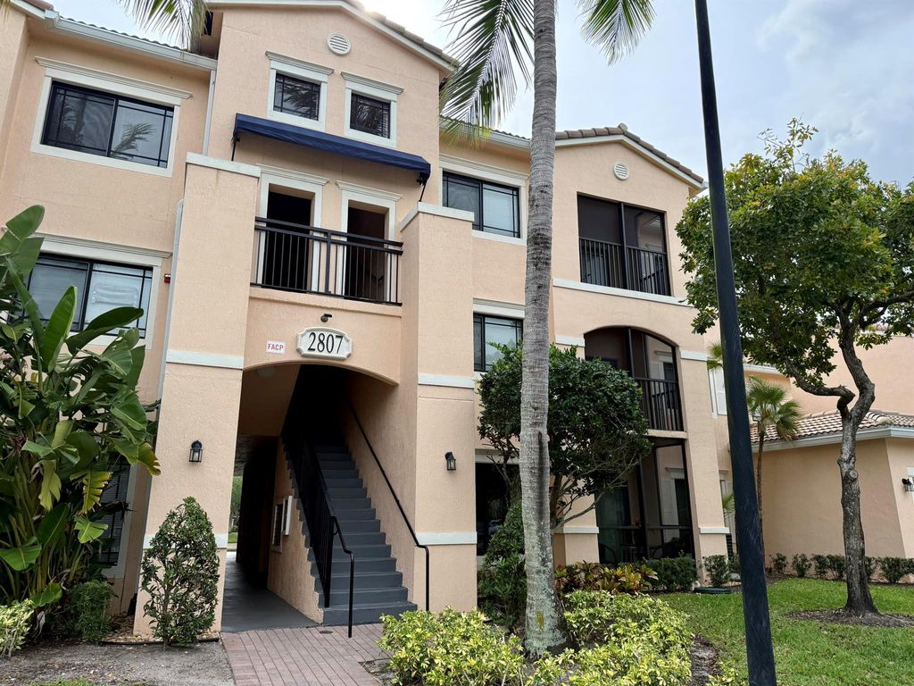 Photo of 2807 Veronia Drive #202, Palm Beach Gardens, FL 33410 (MLS # R11079673)