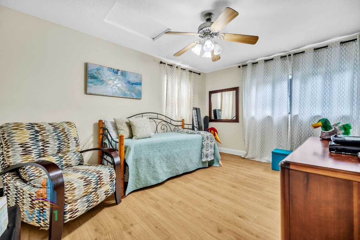 BOCA RIDGE - Residential