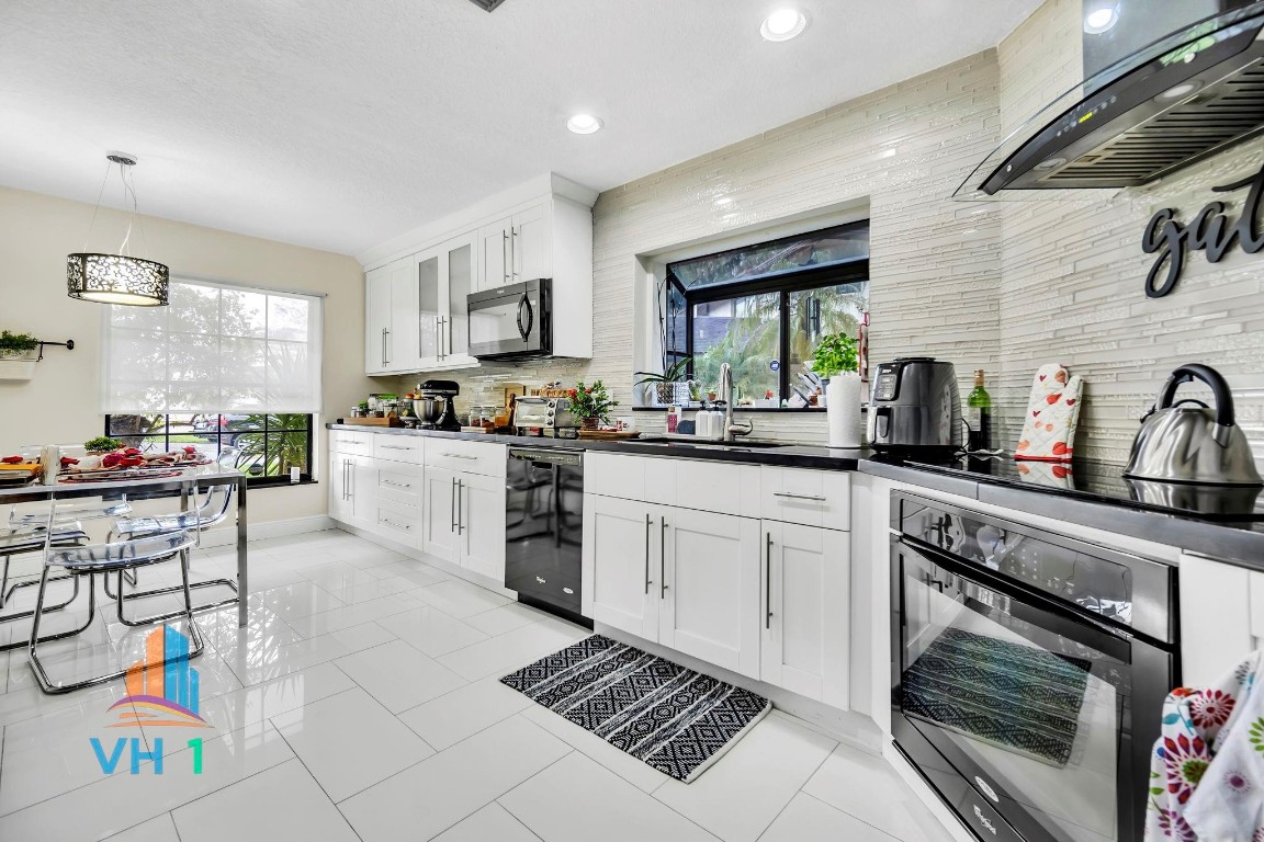 BOCA RIDGE - Residential