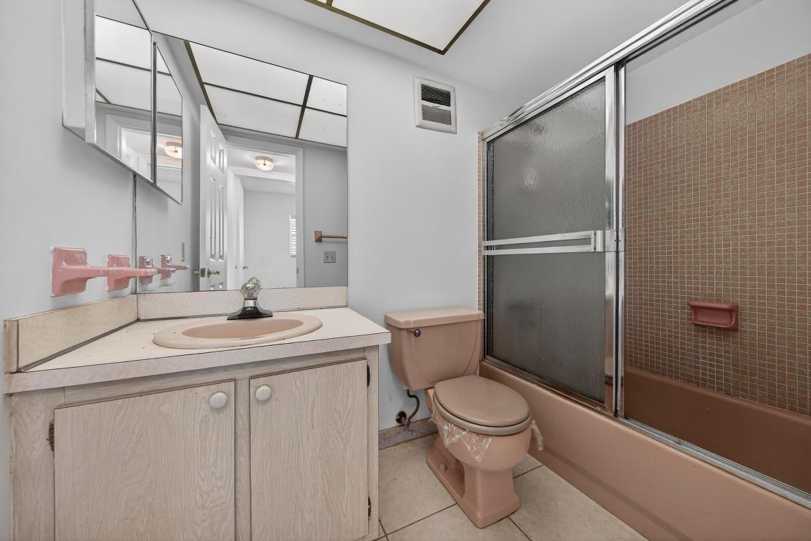 FAIRVIEW IV CONDO - Residential