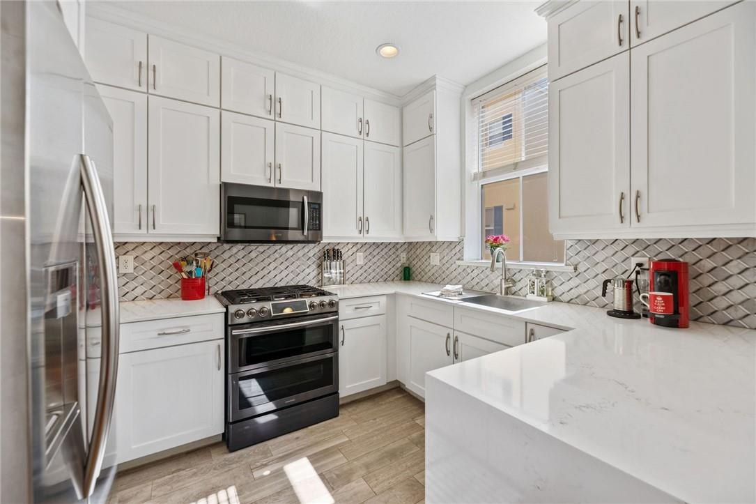 Ellington Townhomes - Residential