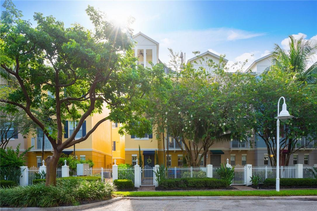 Ellington Townhomes - Residential