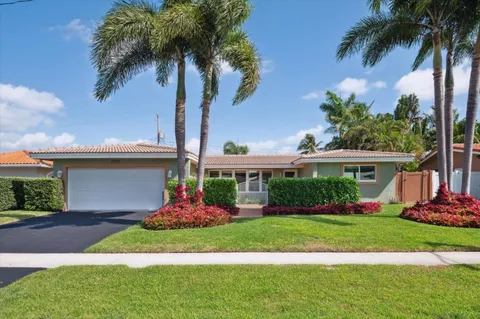 2125 NE 62nd Ct, Fort Lauderdale, FL MLS: F10500976
