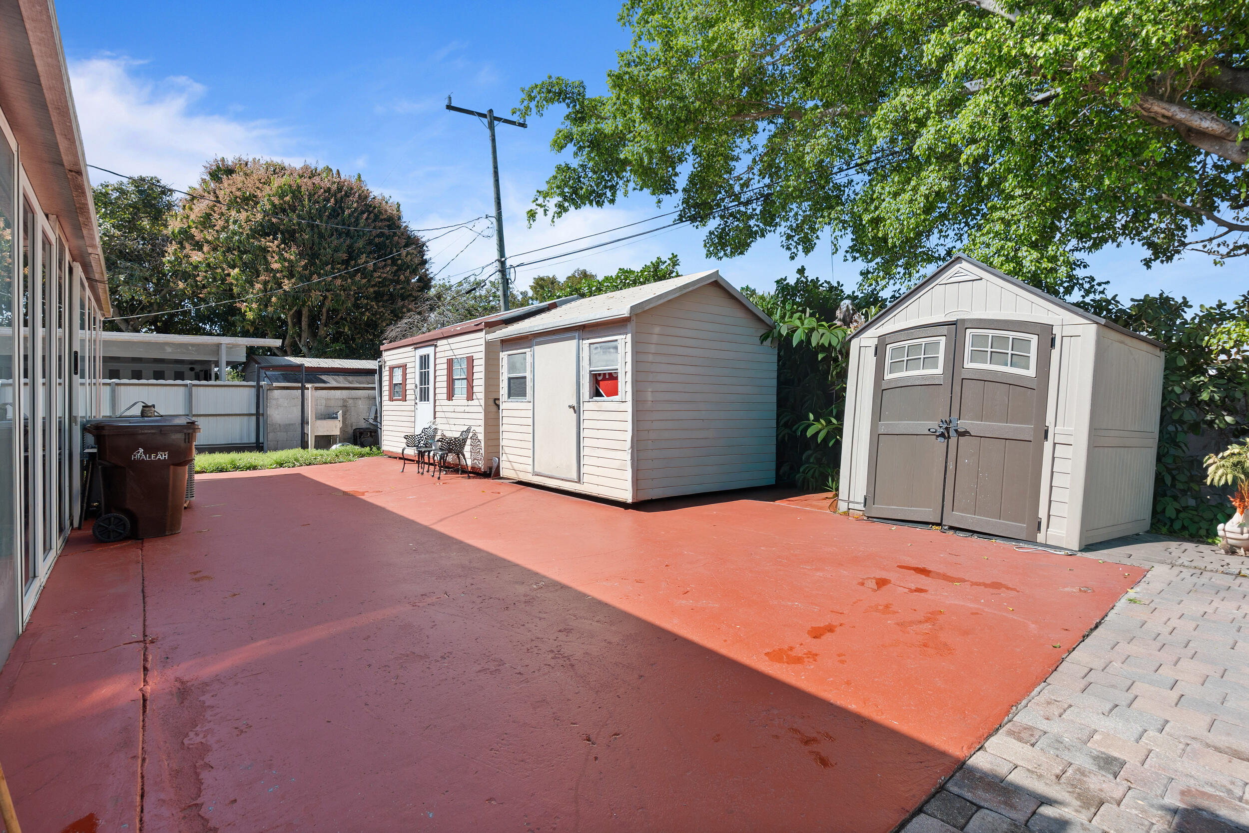 BRADLEY MANOR 3RD ADDN - Residential