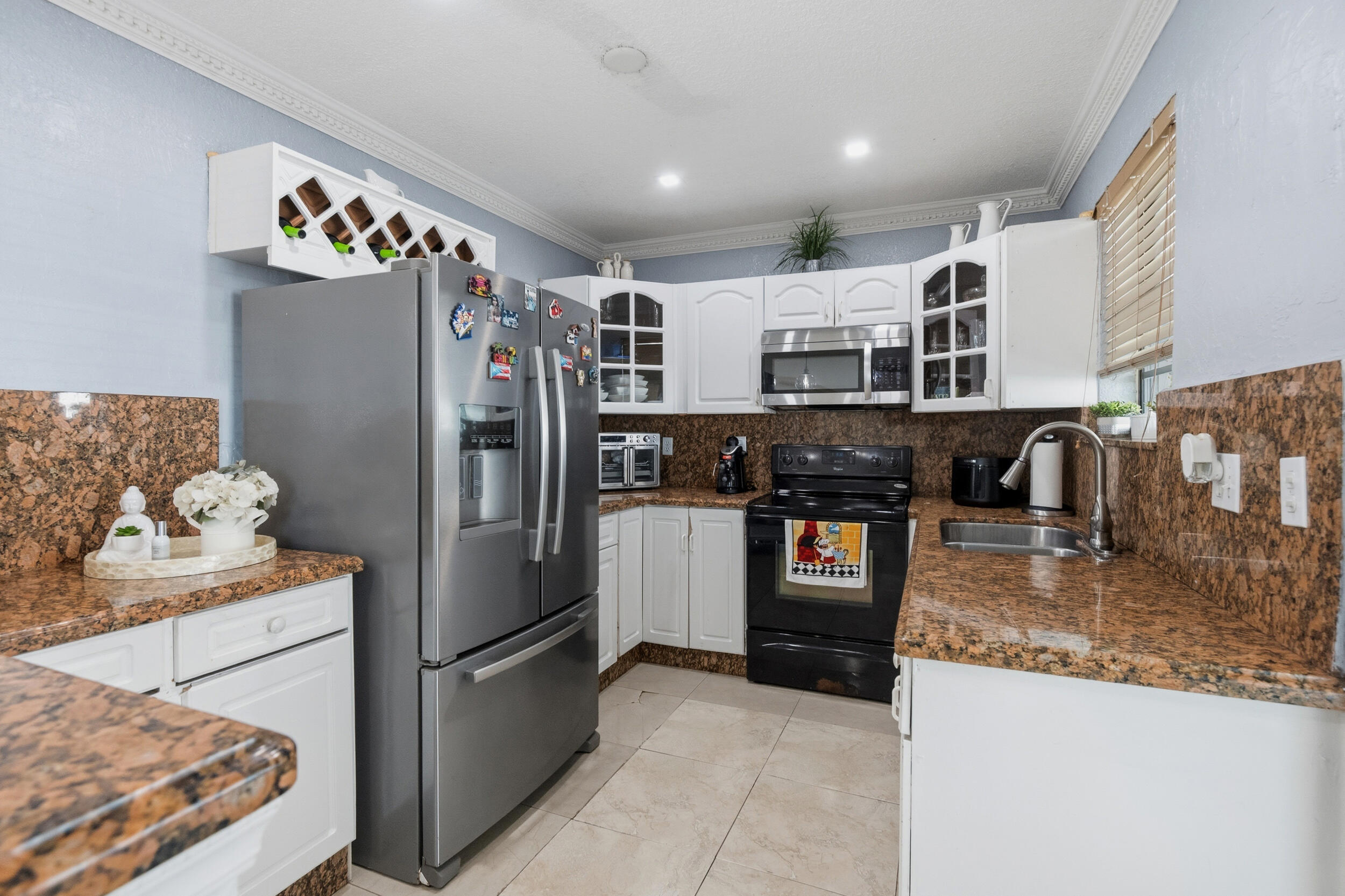 BRADLEY MANOR 3RD ADDN - Residential