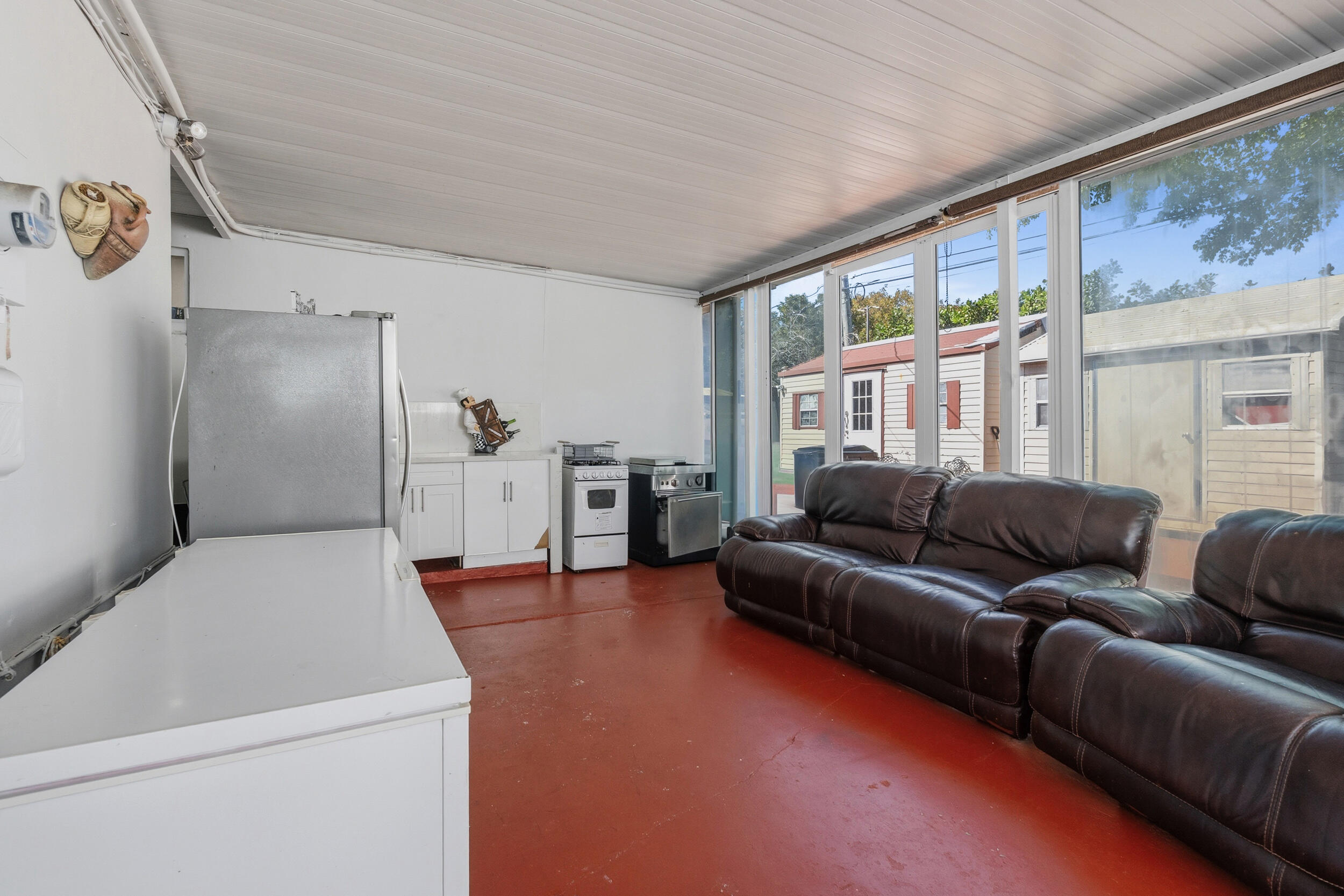 BRADLEY MANOR 3RD ADDN - Residential