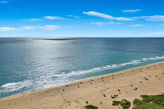 Ritz Carlton Residence - Residential