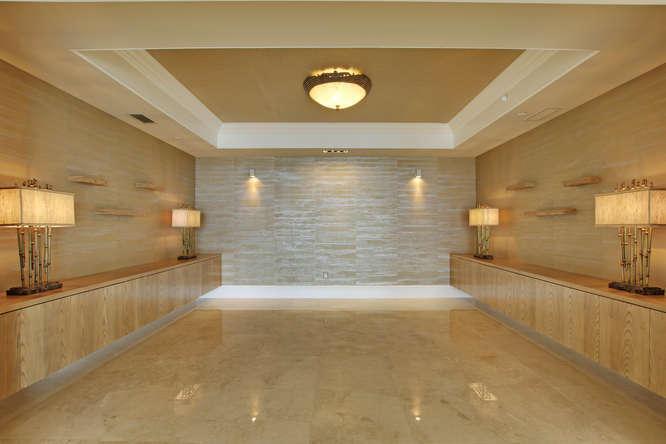 Ritz Carlton Residence - Residential