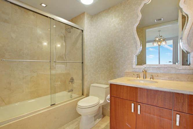 Ritz Carlton Residence - Residential