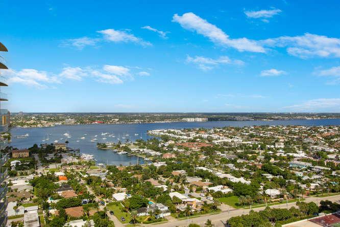 Ritz Carlton Residence - Residential