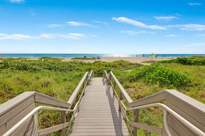 Ritz Carlton Residence - Residential