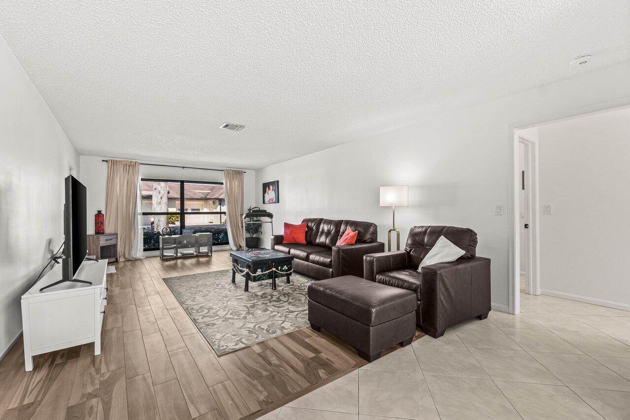 4862 Equestrian Road A