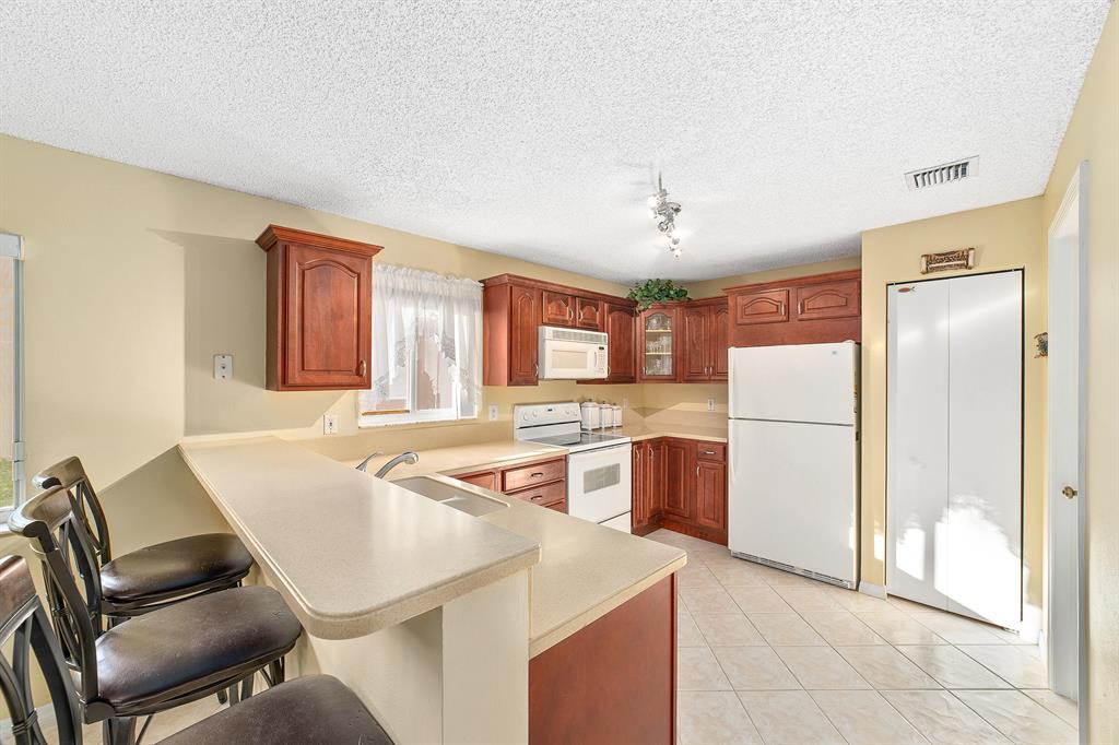 OLYMPIA & YORK RESIDENTIAL PLAT - Residential