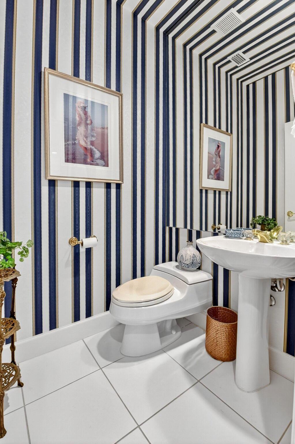 Kensington At Wycliff - Residential