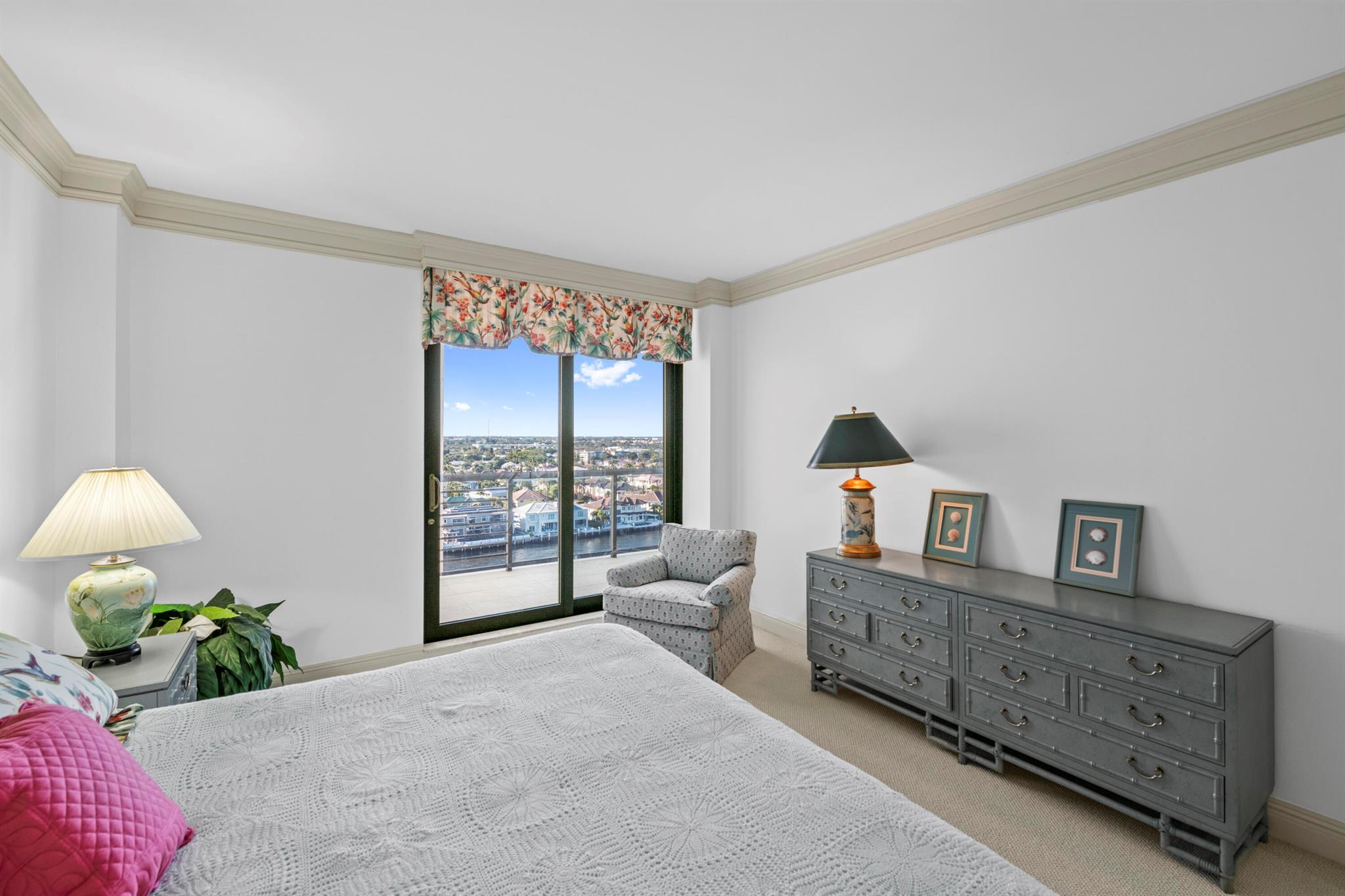 VILLA MAGNA CONDO - Residential