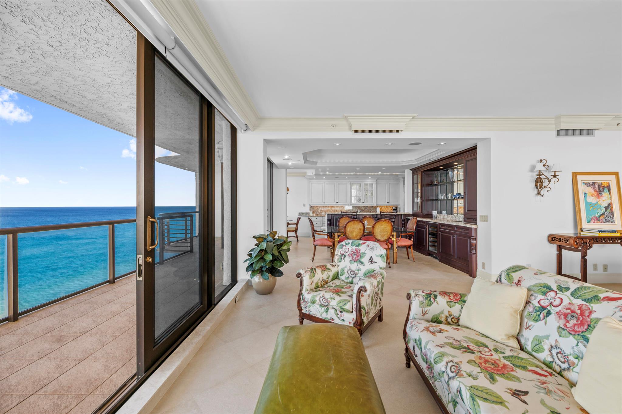 VILLA MAGNA CONDO - Residential