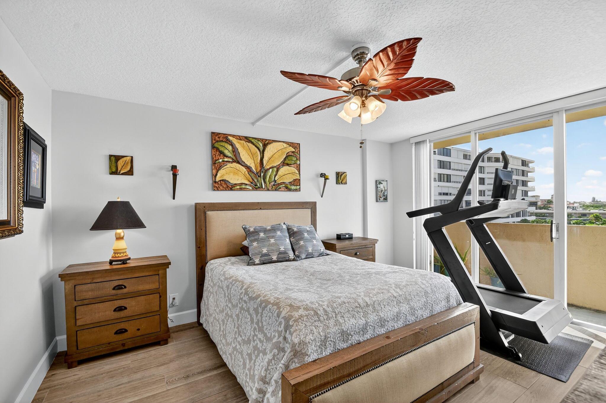 HORIZON WEST CONDO - Residential