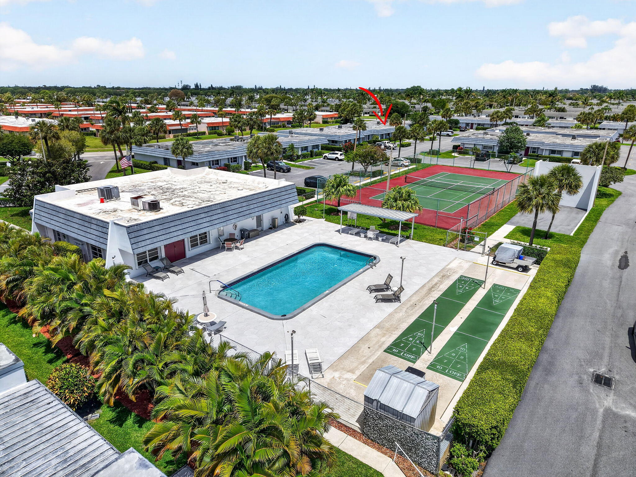 CRESTHAVEN CONDO TOWNHOMES SEC 1 - Residential