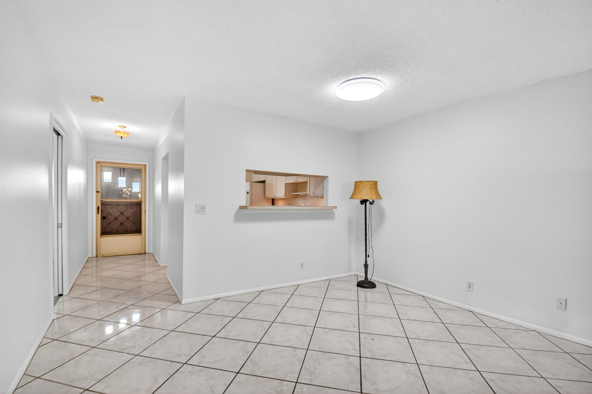 CRESTHAVEN CONDO TOWNHOMES SEC 1 - Residential