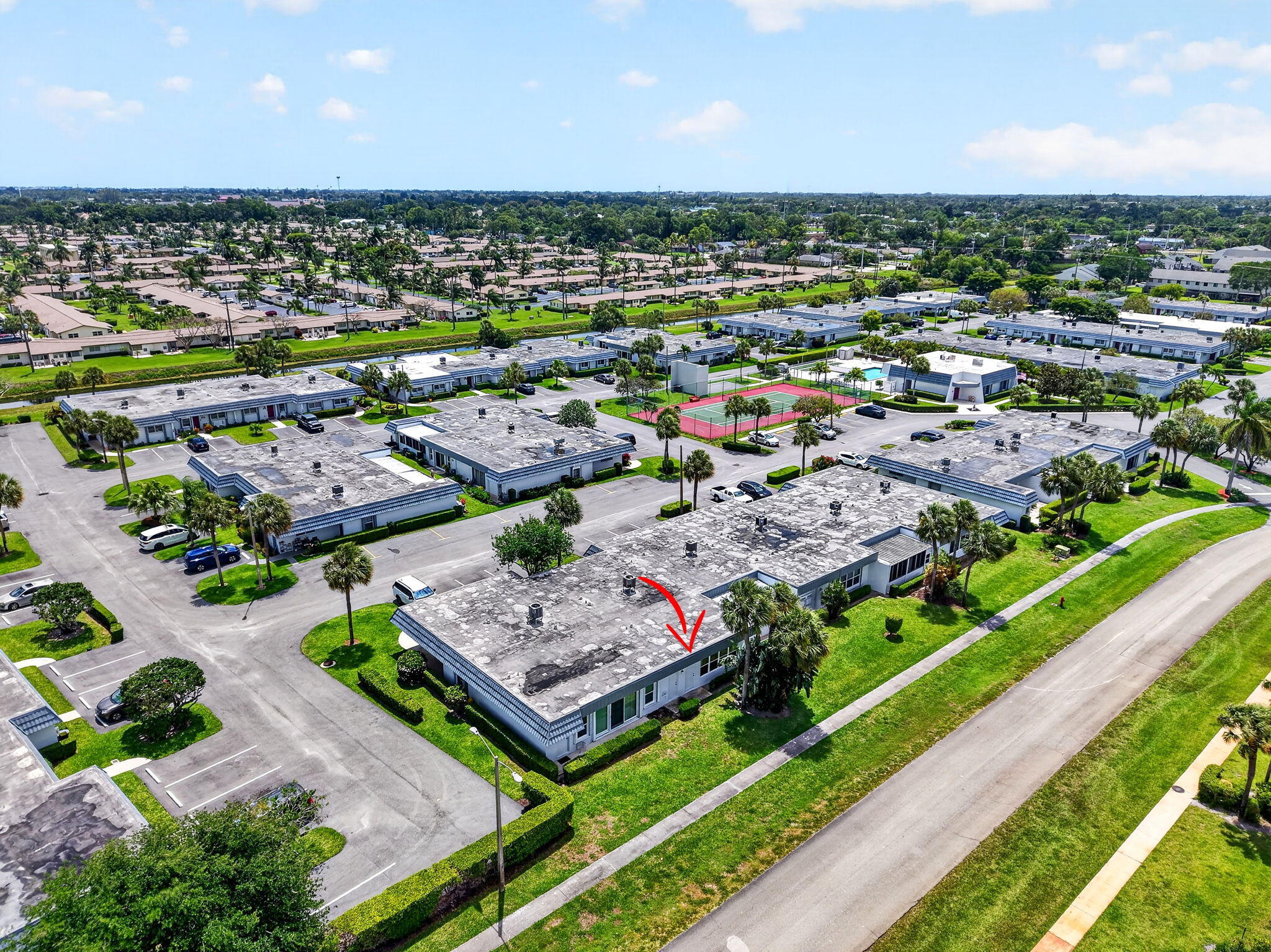 CRESTHAVEN CONDO TOWNHOMES SEC 1 - Residential