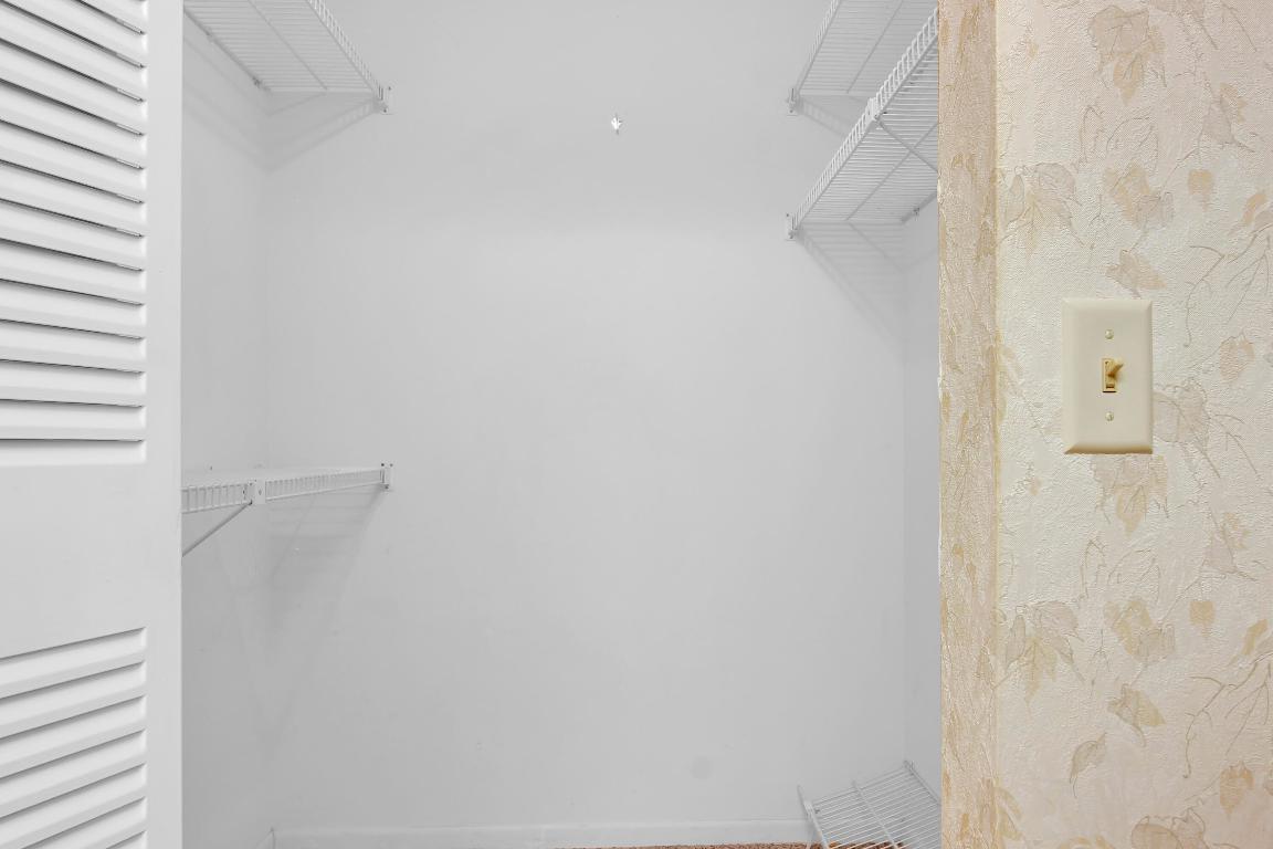 VILLAS OF WILLOW BEND - Residential