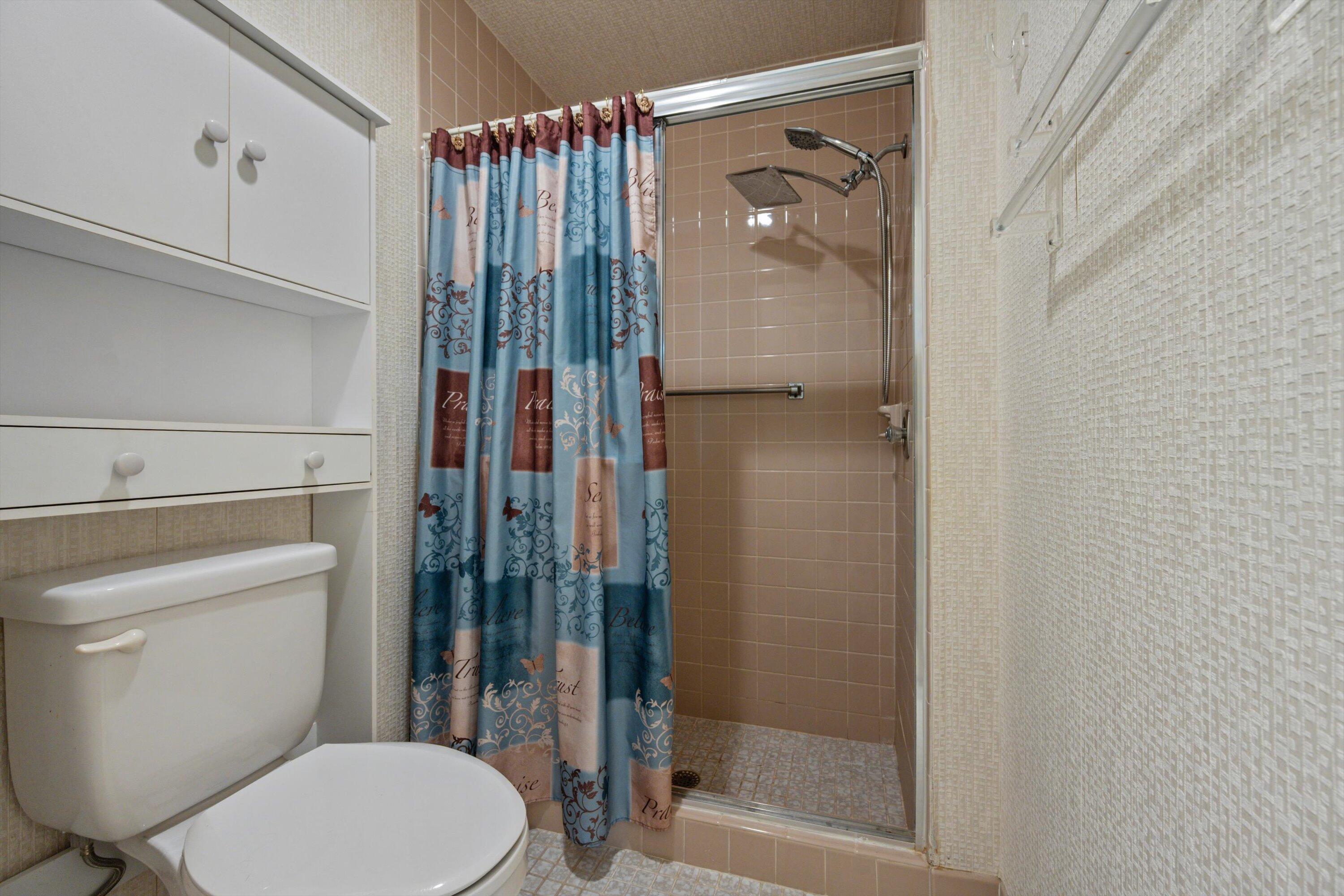 VILLAS OF WILLOW BEND - Residential