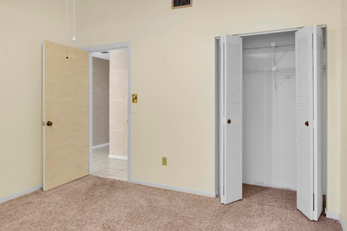 VILLAS OF WILLOW BEND - Residential